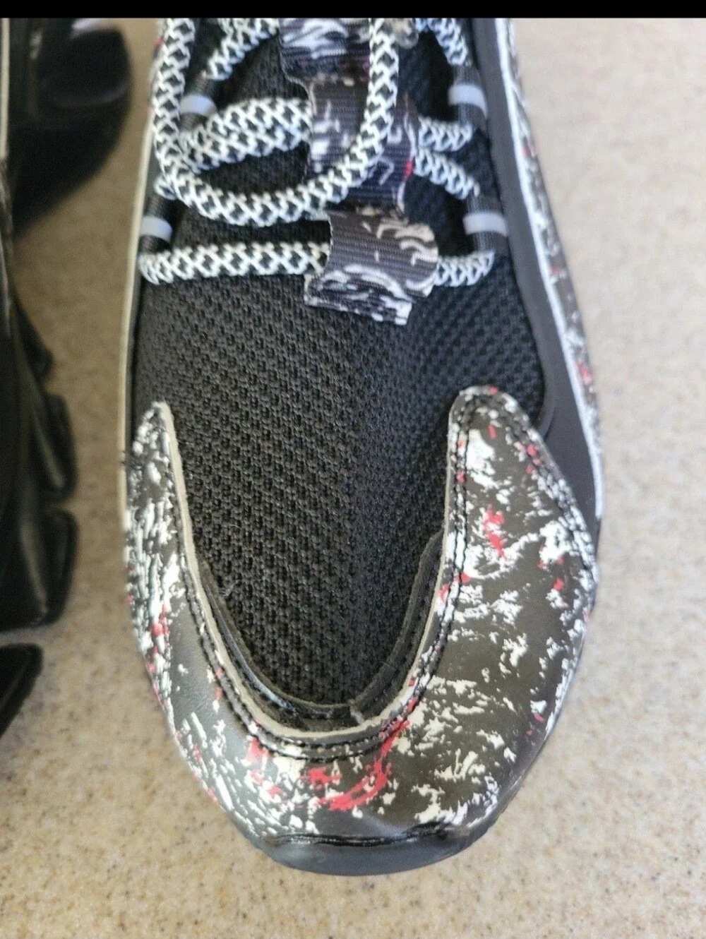 Reuluton Beansfrom Breking Blades Futuristic Looking Sneakers Black Grafiti